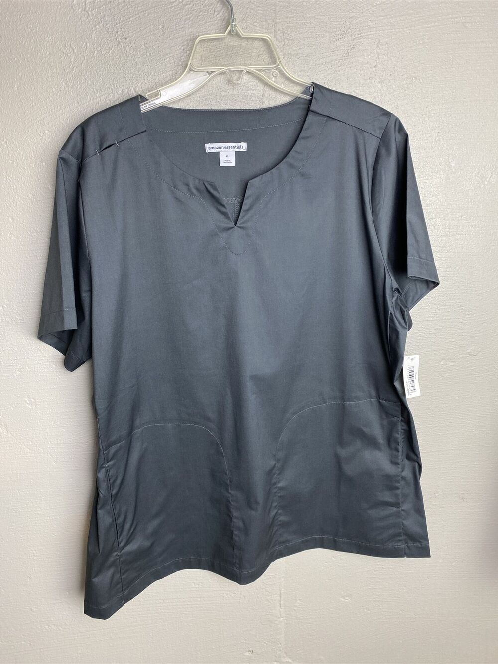 Amazon Essentials Women's Classic Fit Split Neck Crew Scrub Top GRAY XL